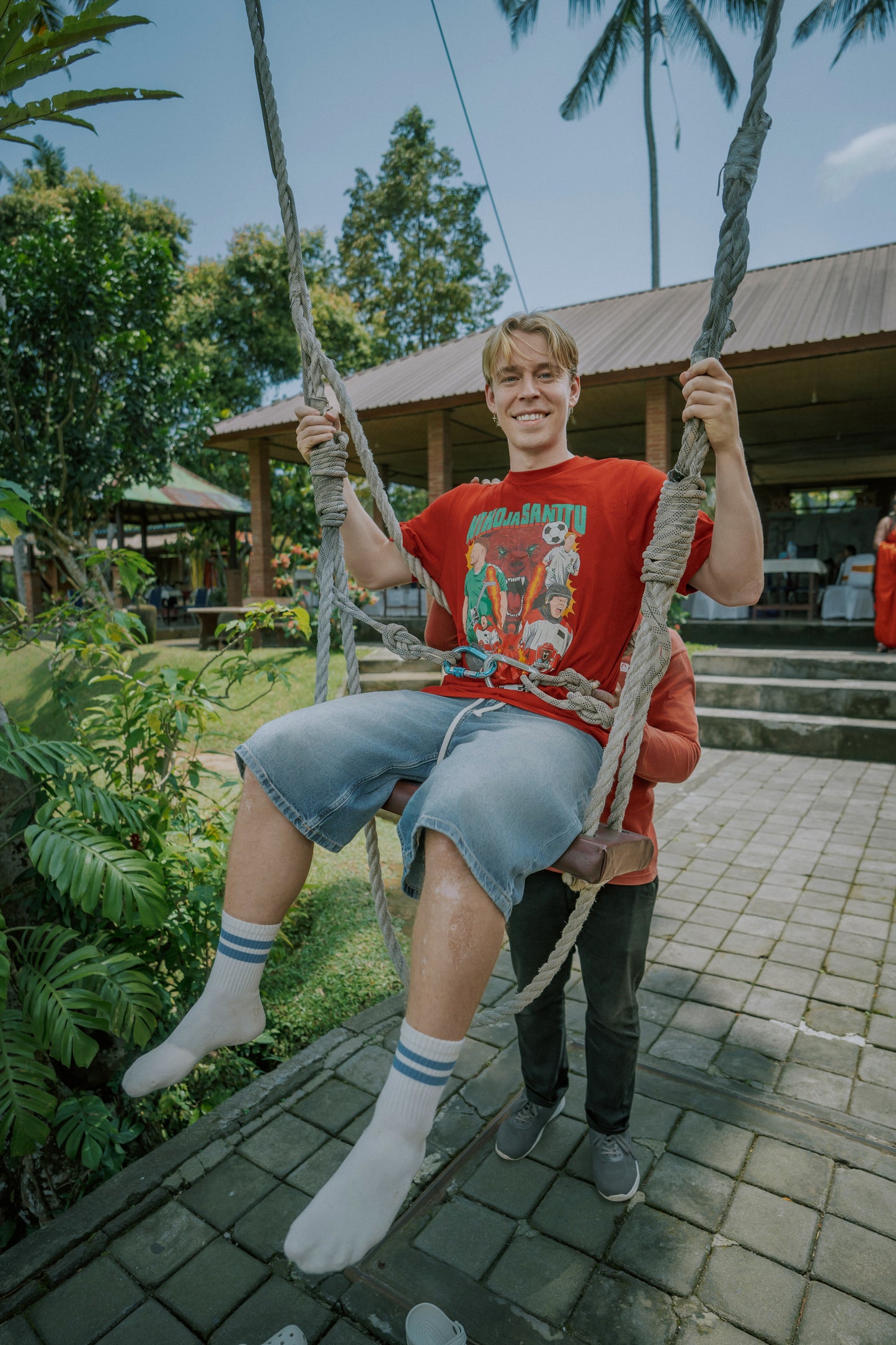NikojaSanttu punainen t-paita